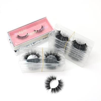 China 2022 Newest Styles Long Natural Magnetic Eyeliner And Wholesale Magnetic Highlights 3d Eyelashes for sale