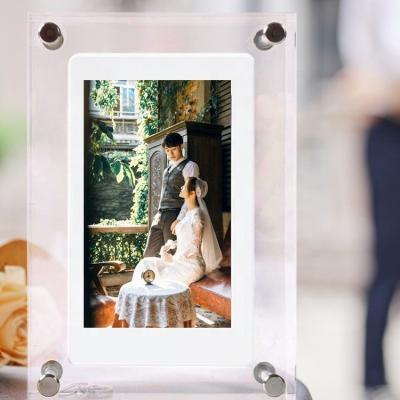 China Custom Lover ODM Wedding Invitation Digital Picture Frame Wifi 5 Inch Wedding Celebration Wifi Digital Picture Frame Smart 5 Inch for sale