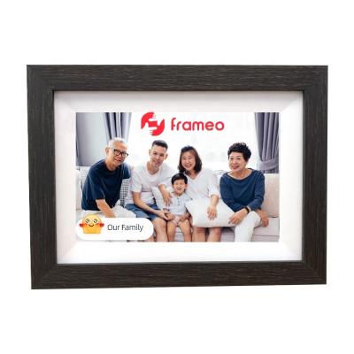 China Custom ODM RK3126 1GB+16GB wifi family photo wifi smart digital picture frame maker digital picture frame wifi for sale