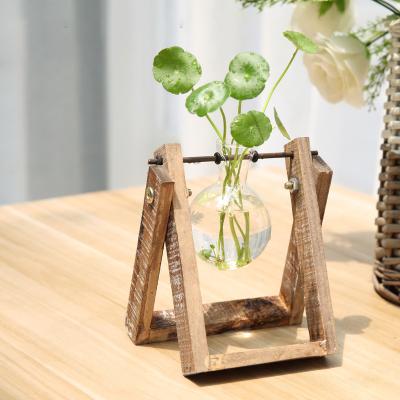 China Wholesale Creative Minimalist Home Decoration Indoor Desktop Wood Swing Hydroponic Vase for sale