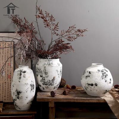 China Art Deco Wholesale Abstract Large Home Decorative Porcelain Flower Pots Modern Keramik Ceramic Vases for sale