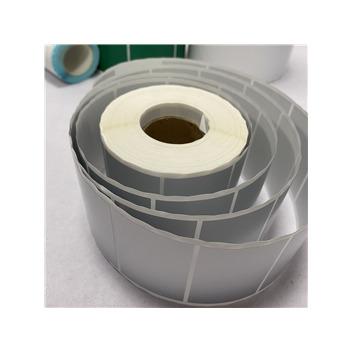 China Waterproof Preprinted Barcode Label Customized Logo Printing Tlabel Sticker Roll For Supermarket Retail for sale