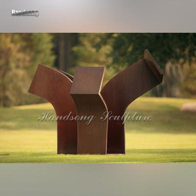 China Large Park China Metal Artwork Sculpture Indoor Outdoor Public Abstract Deformation Square Corten Steel Sculpture for sale