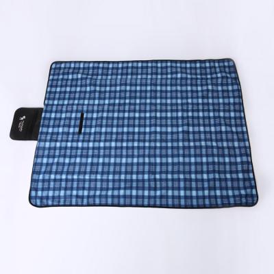 China Waterproof 100% Polyester Picnic Blanket Sponge Travel Picnic Outdoor Hot Sale Custom Waterproof for sale