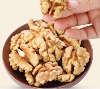 China Factory price dry light walnut kernel halves hot sale for sale