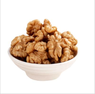 China 2021 special hot sale dry walnut kernel amber for export walnut kernel origin in china for sale