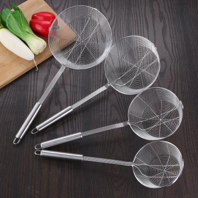 China Sustainable Stainless Steel Spaghetti Strainer With Deepened And Reinforced Stainless Basket Food Strainer for sale