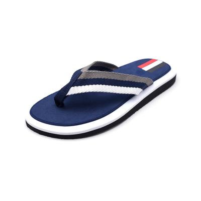 China Good Quality Summer Autumn Rubber Flip Flops Lightweight Cheap Hot Selling Men's Plastic Slippers for sale