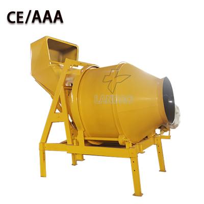 China Mobile Portable Self Loading Diesel Concrete Mixer For Factory Supply for sale