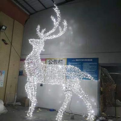 China Commercial Use 5m Height 3D Led Pattern Light For Outdoor Decoration Light Christmas Reindeer Pattern Light for sale