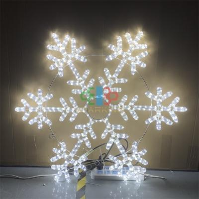 China Commercial Christmas Use Decoration Light 90cm Snowflake Pattern Light White Color Pattern Light for sale