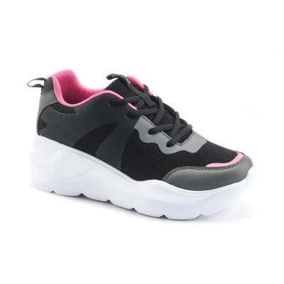 China Fashion Trend Light Custom Colorful Women's Breathable Sneakers With Logo for sale