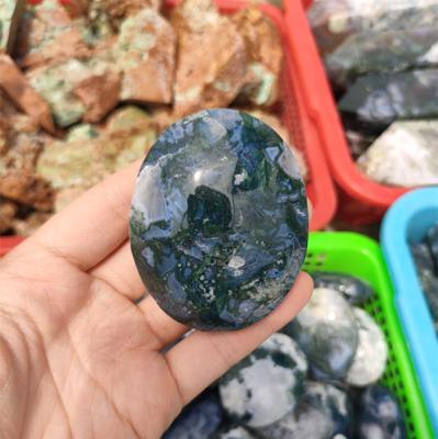 China China wholesale natural healing crystals gemstone quartz crystal moss agate green palm tumbled stone for sale for sale