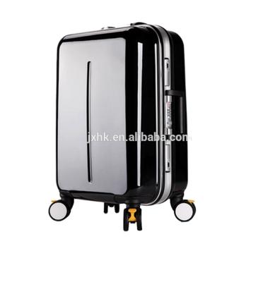 China Good Quality PC ABS Carry On Luxury Luggage Aluminum Frame Luggage With TSA Lock And Large Capacity for sale