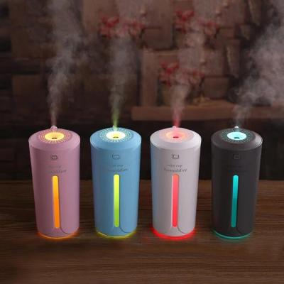 China Car Air Humidifier USB Aroma Diffuser with 7 Color Changing LED Lights for Baby Office Home Air Ultrasonic Humidifier for sale