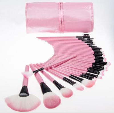 China Angular Blush 2020 Hot Sale Custom Logo Face Brushes Brand New High Quality Vegan 32pcs Makeup Brush Set Synthetic Hair Makeup Brushes for sale