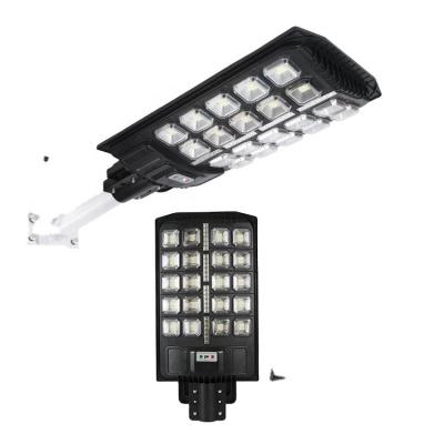 China New Model Garden Solar LED Street Light All In One Solar LED Light for sale