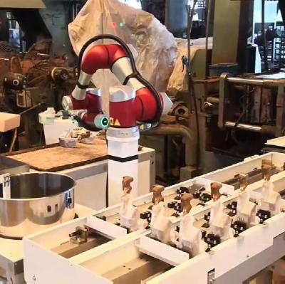 China Hotels Collaboration Robotic Arm Industrial Manipulator Car Paint Robot Spray for sale