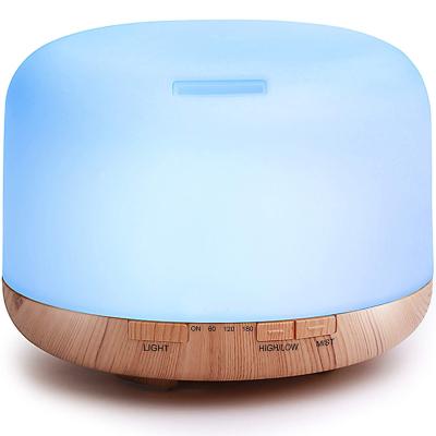 Chine Usb antipoussière 500ml 0.64kg du diffuseur 7 de lumière ultrasonique en bois muette de couleur à vendre