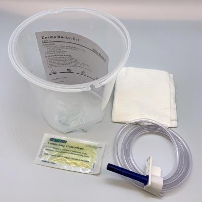 China Enema tube set plastic enema buckets set customizable enema adminstraton set en venta