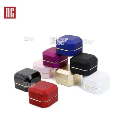 China Display Rings DG Showcase New Jewelry Box Wedding Earring Rings Box Luxury Jewelry Gift Packaging Box Bracelet Package for sale