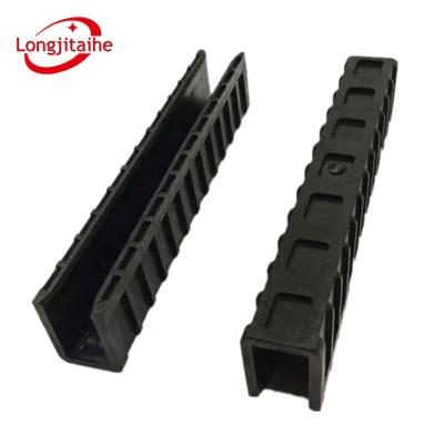 China Contemporary Elevator Glide Guide Shoe 200*10/16 8K13K IL Slideway MCMs Guide Hitach* Cargo Elevator Shoe Liner for sale