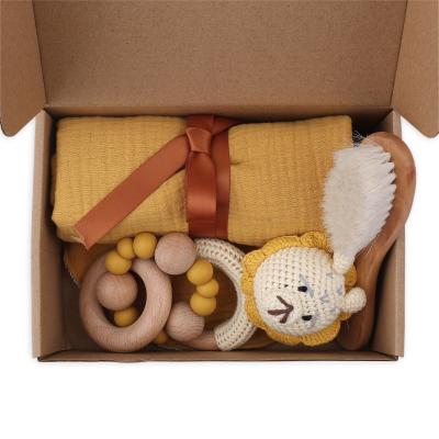 China Baby soft gift set hot sales crochet to rattle teether ring baby teether baby shower baby knitting gift set for sale