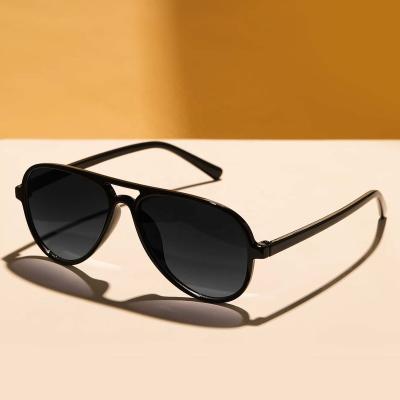 China Fashion Classical Aviation Brand Designer Shades Sunglasses Men Pilot Women Driving Pilot Fishing Sun Glasses for sale