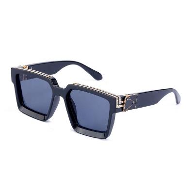 China 2022 New Designer Pilot Sunglasses Diamond Encrusted Large Square Sunglasses are the same for women and men chain sunglasses for sale