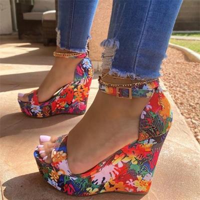 China 2022 Fashion Trend New Arrival Flower Print Women's Platform Wedge Sandals Toe Party Shoes For Ladies Peep Summer Fashion for sale