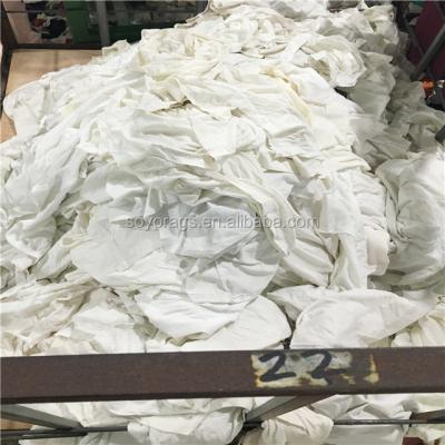 China Strong Absorption Capacity Water Oil Industrial Mutilated Rags Recycled Cotton Wiping Rags Made By Used Clothes for sale