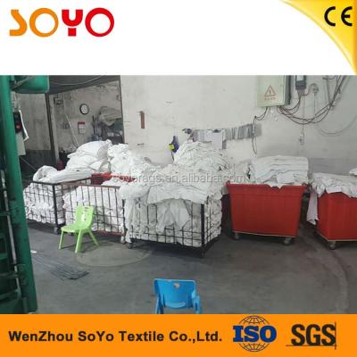 China Strong Absorption Capacity Water Oil Cup 100kg Industrial Cotton Cloth Rags Wiping Rags For Cleaning Marin Oil for sale