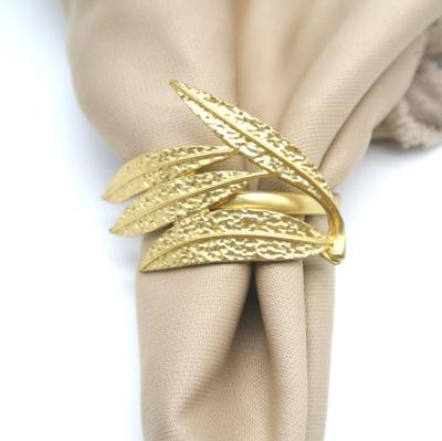 China Wholesale Price Viable Zinc Alloy Custom Matte Gold Napkin Rings Leaf Shape Wedding Napkin Rings for sale