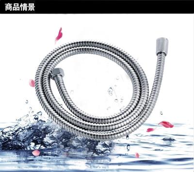 China Mangueira de chuveiro lisa flexível longa de aço inoxidável para a cabeça de chuveiro Leakproof à venda