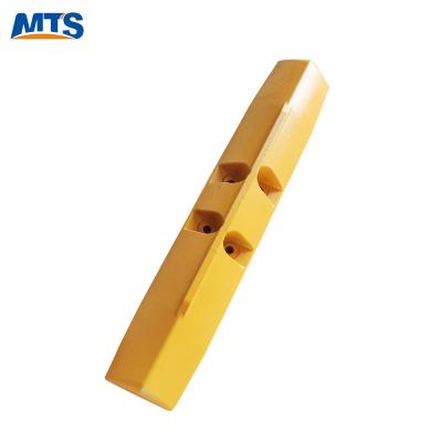 China Original Heavy Machinery Excavator Bulldozer Undercarriage Low Price Heavy Machinery Bulldozer Undercarriage Parts Swamp Track Shoe Protection for sale