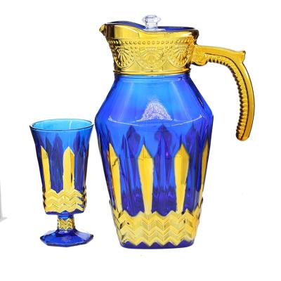 China Wholesale 7pcs Viable Gold With Blue Water Jug Glass Water Set Tumbler Jug Glass Pitcher Set With Lid Drinking Set for sale