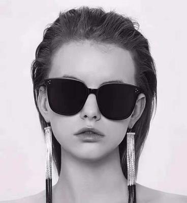 China Fashion sunglasses shape the trend rice sunglasses to the nails of the Korean large frame women's sunglasses personalized sunglasses for sale