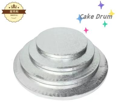 China Wholesale Disposable 12 Inch Cake Drum White Paper Cake Boards 12mm Thick Round Cake Cardboard for sale