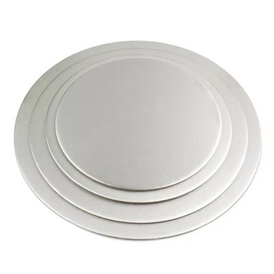 China Bakery Disposable Supply Korean Style Silver Cake Round Scalloped Boards Cutting Cake Boards Wholesale for sale