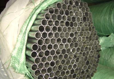 China Custom GB/T13793 Standard 6M Anti-rust BS1387 Welded Steel Pipes Coated With Black Color for sale