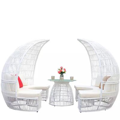 China Garden Sofa New Design Outdoor White Round Rattan Sofa With Canopy for sale