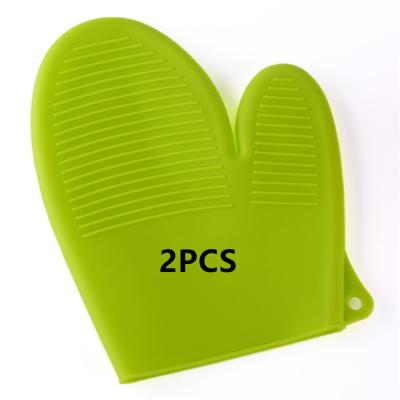 China Minimalist Multifunctional Professional Heat Resistant Silicone Oven Mitts Pot Holders for sale