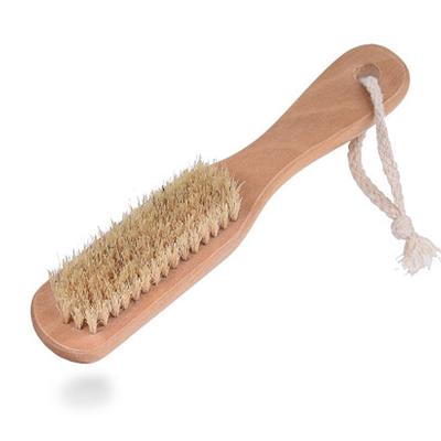 China NAIL bristle hair wooden nail brush with short handle, a good helper of personal daily cleaning and nail care. for sale