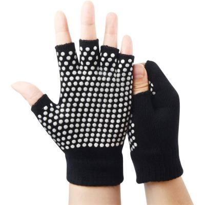 China Unisex Yoga Pilates Non-Slip Grip with PVC Dots Black Fingerless Gloves for sale