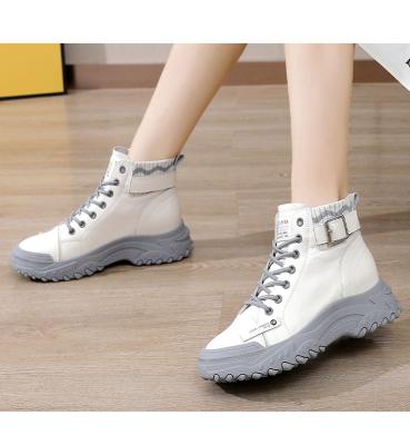 China Deodorization fashion women boots 2021 real leather women ankle boots fashion platform fur high heel winter warm casual shoes for women for sale