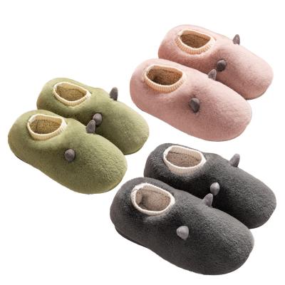 China Fashion Winter Trend Rabbit Rabbit Fur Slippers Wholesale Warm Women Shoes Plush Ladies Flats Inside Closed Toe Fluffy Shoes for sale