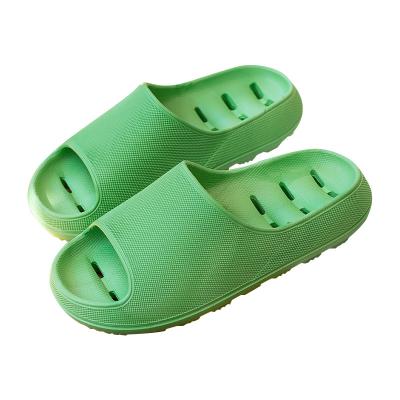 China Manufactur Hot Selling Plastic Women Slippers Good Quality Skid Proof Water Fast Leakage for sale