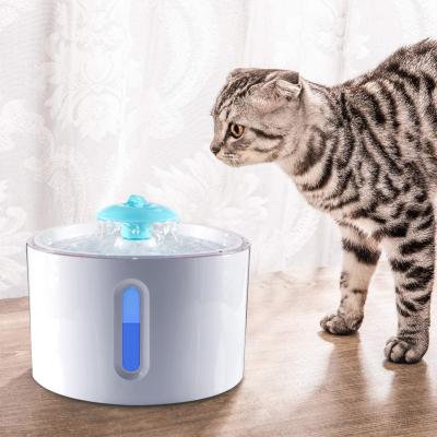 China New Fashion Pet Automatic Portable Automatic Water Dispenser Automatic Pet Water Fountain for sale