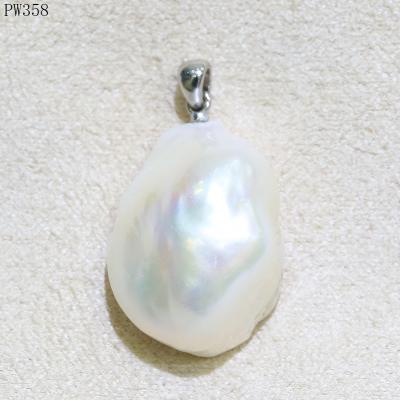 China Simple Style Large Pearl Necklace Dangle Fashion Natural Baroque Shaped Pearl Pendant for sale