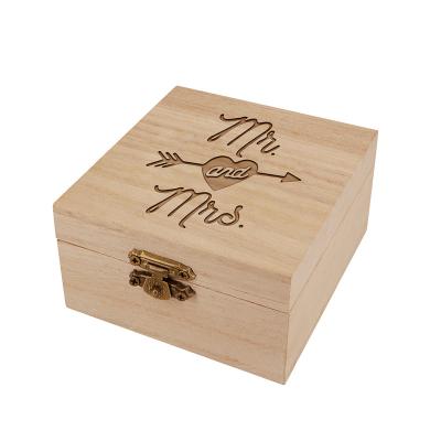 China Custom Engraved Box Personalized Wedding Environmental Friendly Ring Bearer Box Wedding Ring Holder for sale